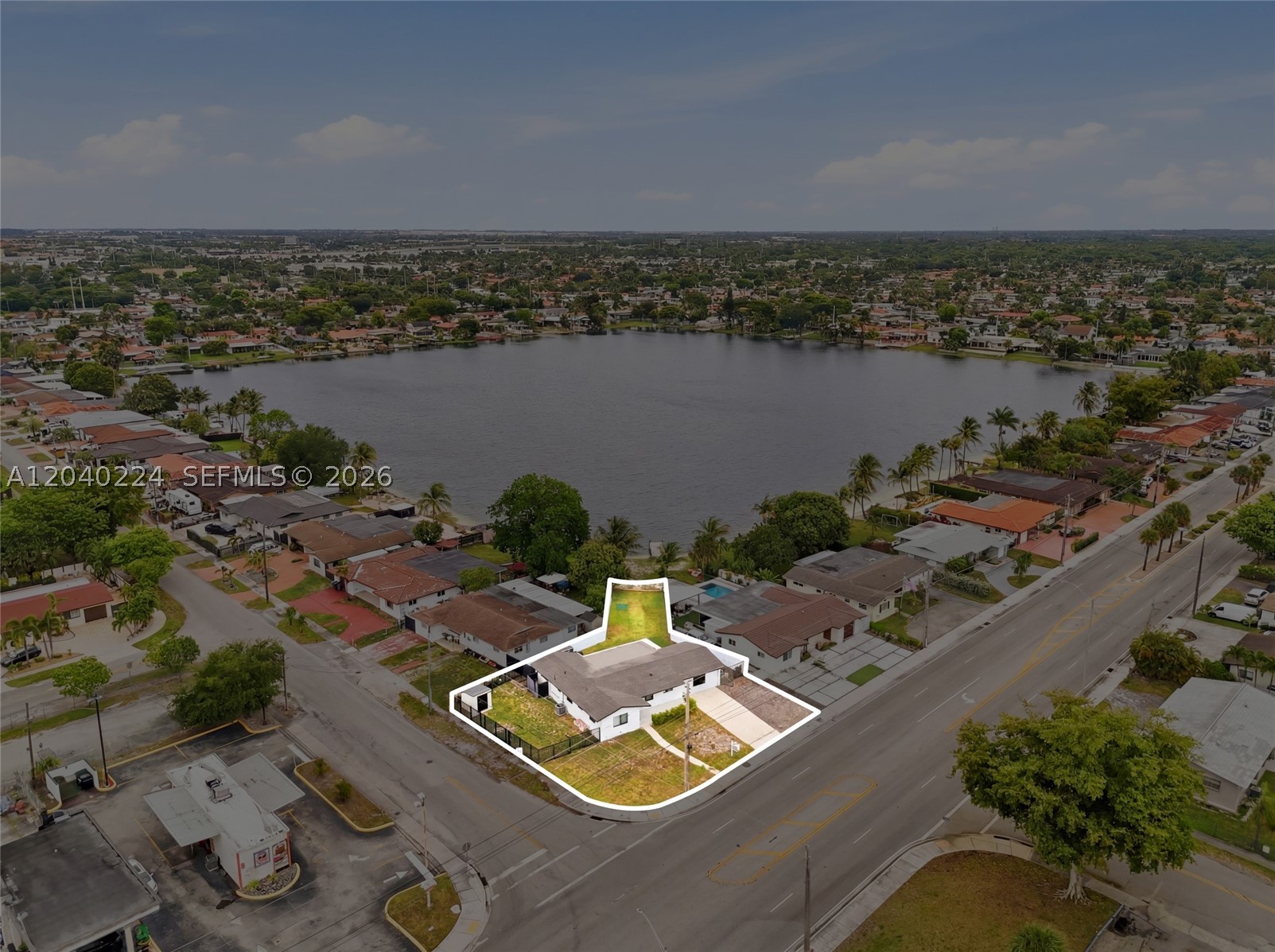 LAKE LAURENCE NORTH - Residential