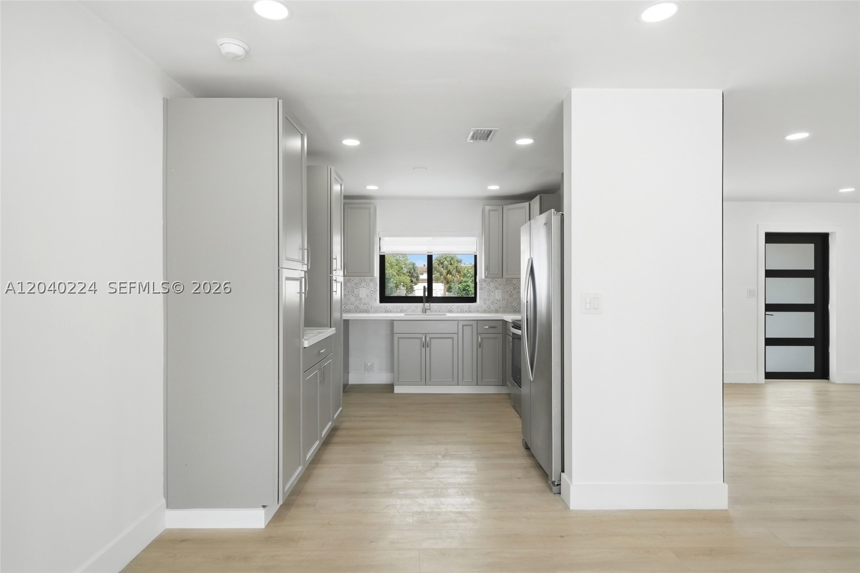 LAKE LAURENCE NORTH - Residential