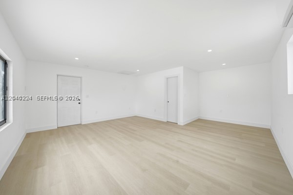 LAKE LAURENCE NORTH - Residential