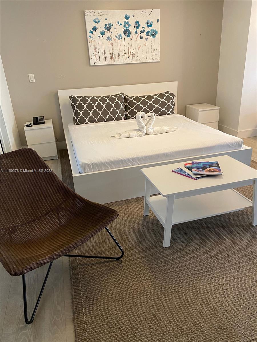 THE STRAND ON OCEAN DRIVE - Residential