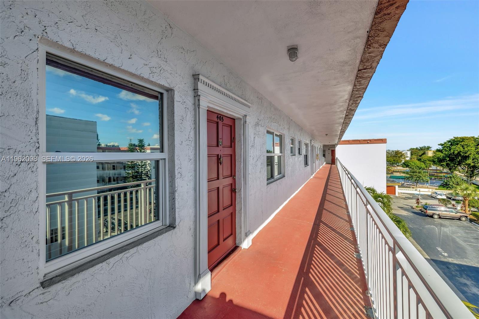 SAPPHIRE CONDO - Residential