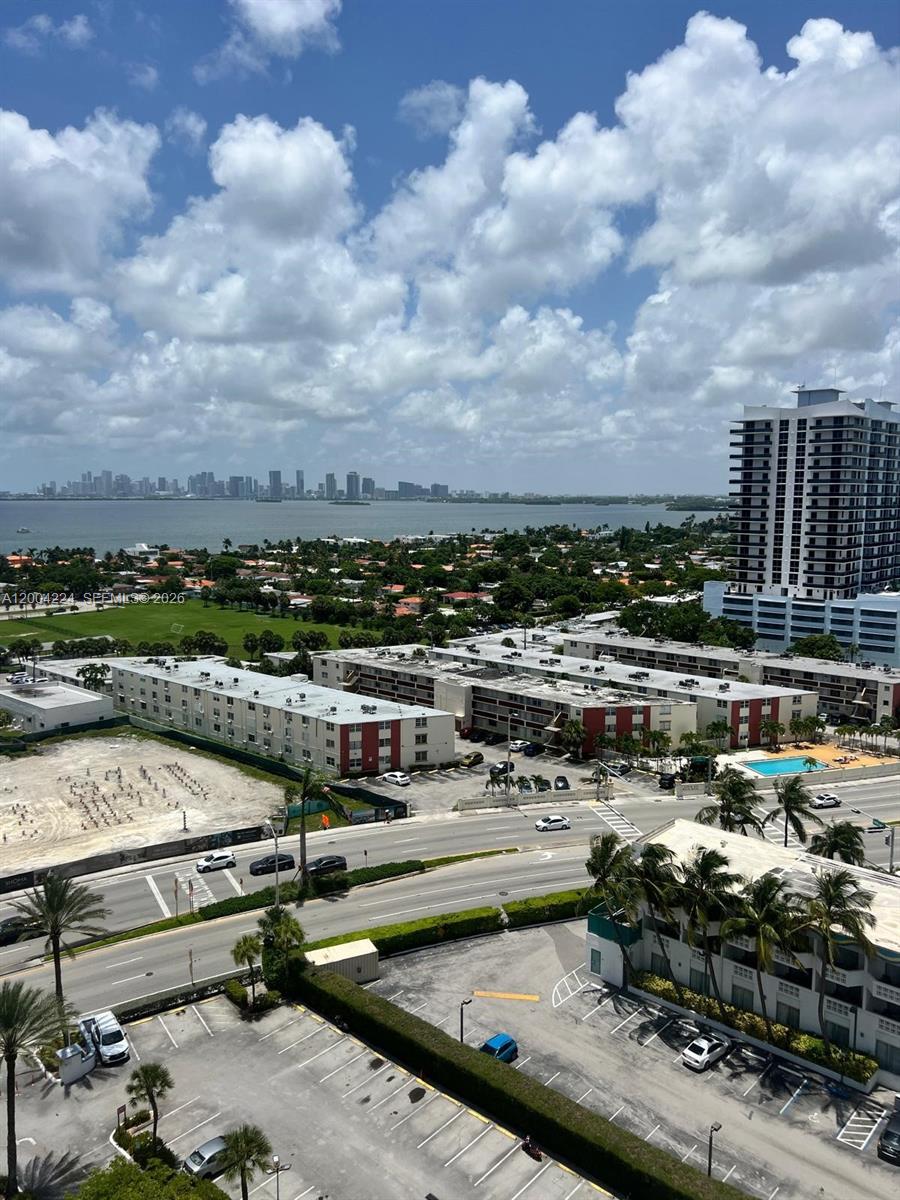 KENNEDY HOUSE CONDO - Residential