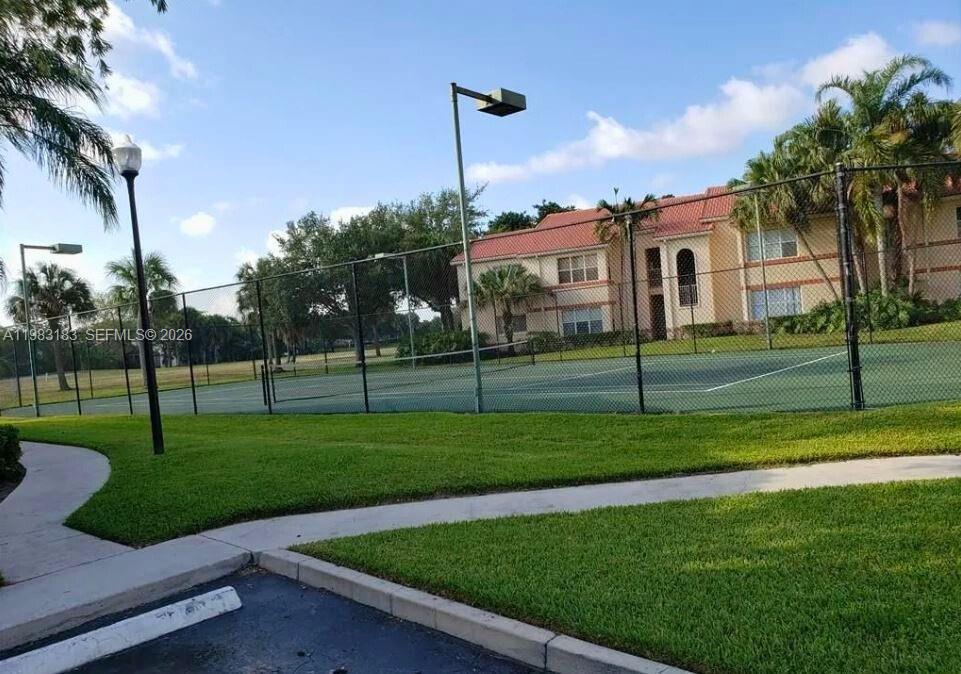 CORAL KEY CONDO - Residential