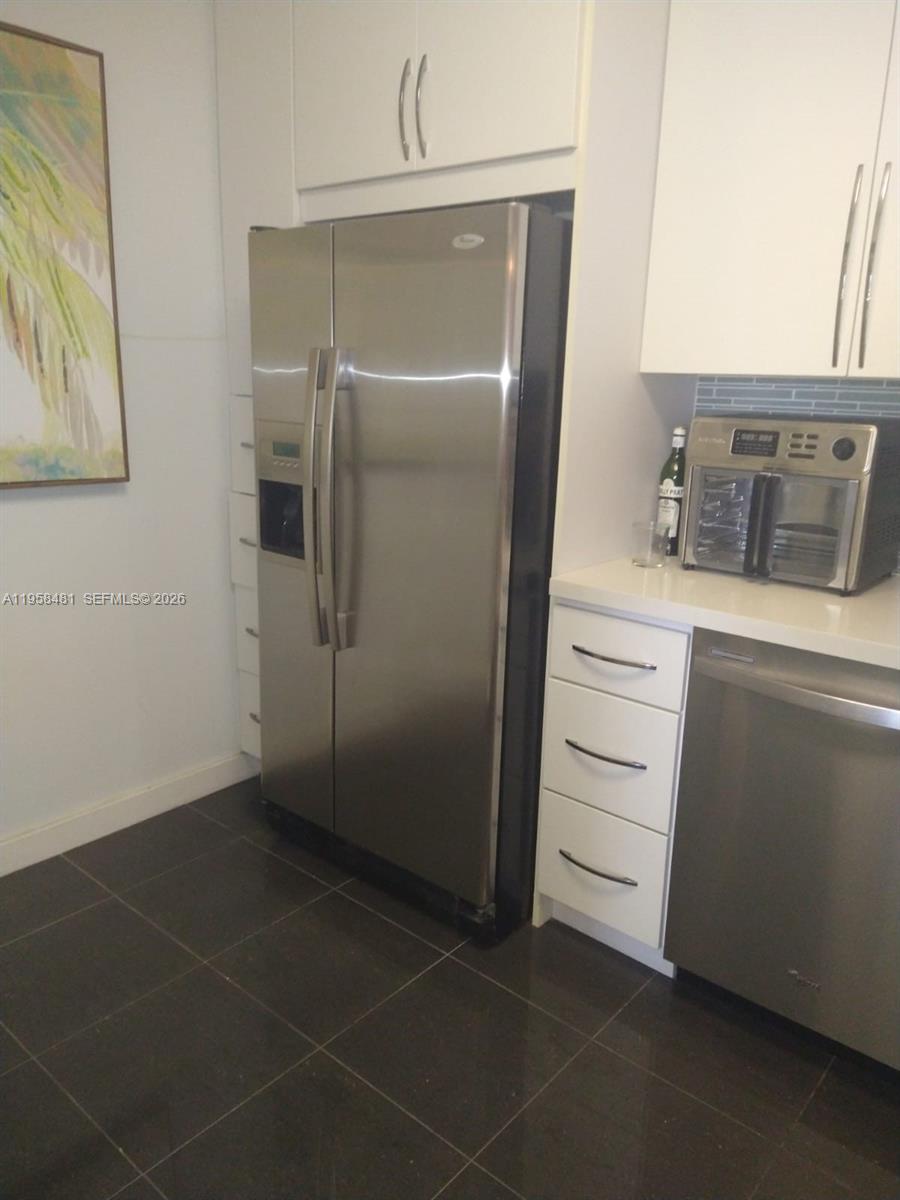 MARBELLA CONDO - Residential