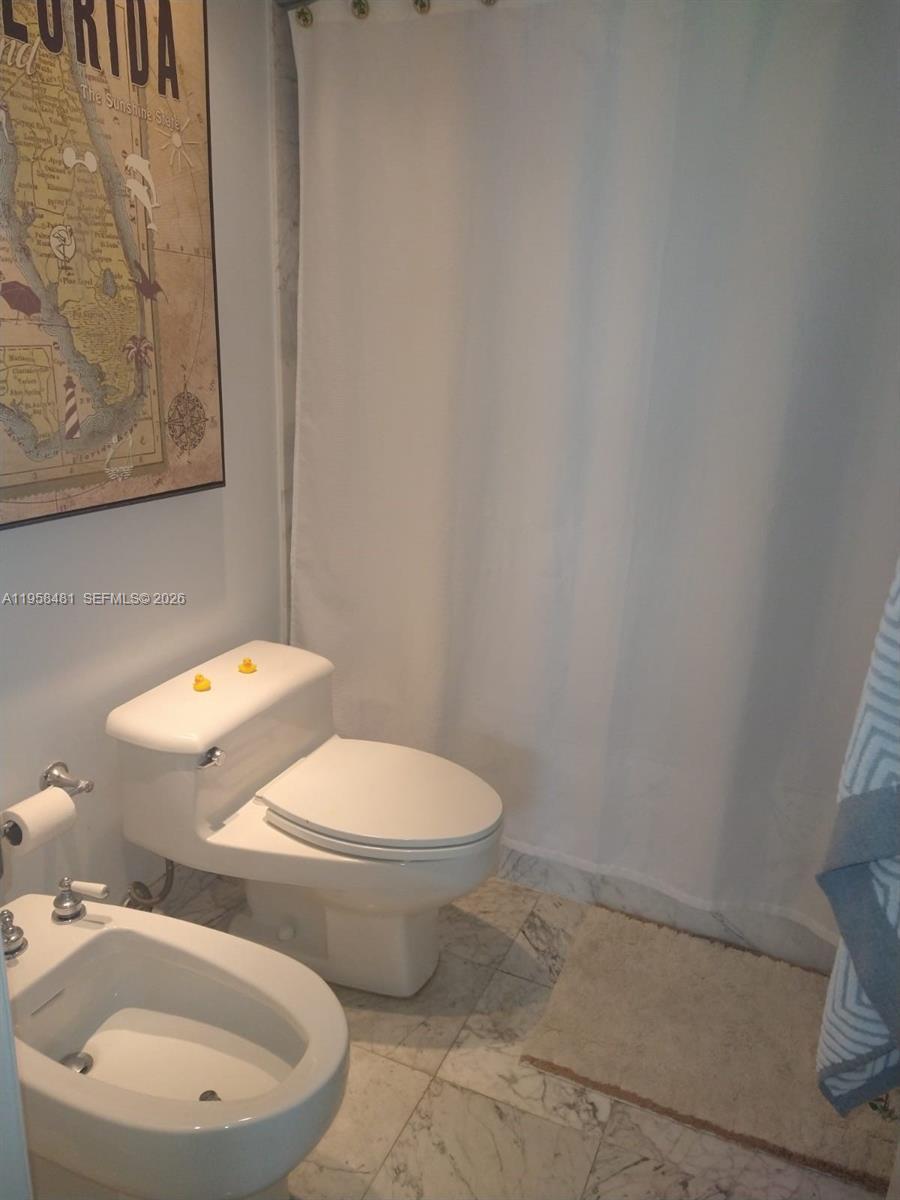 MARBELLA CONDO - Residential