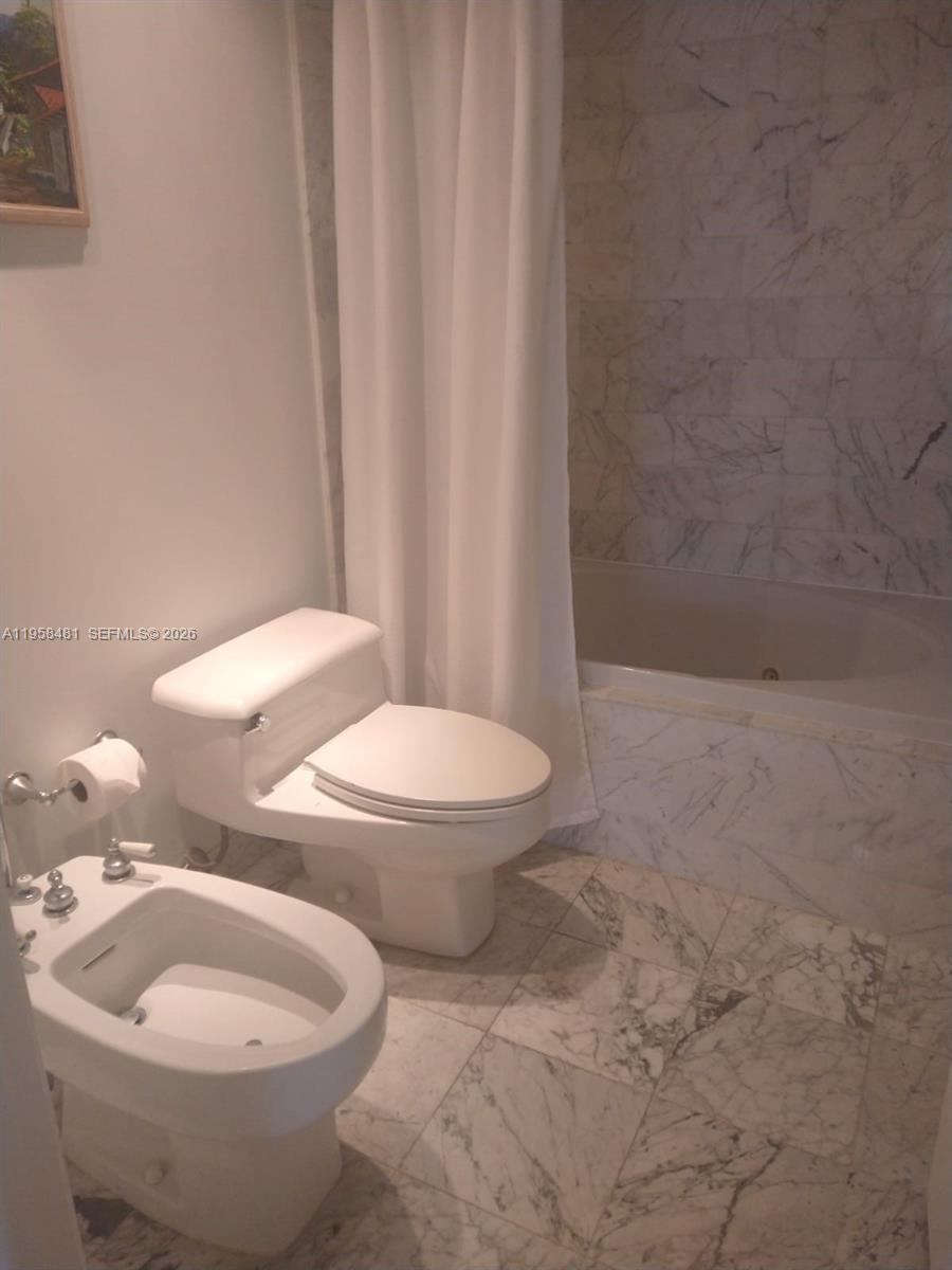 MARBELLA CONDO - Residential