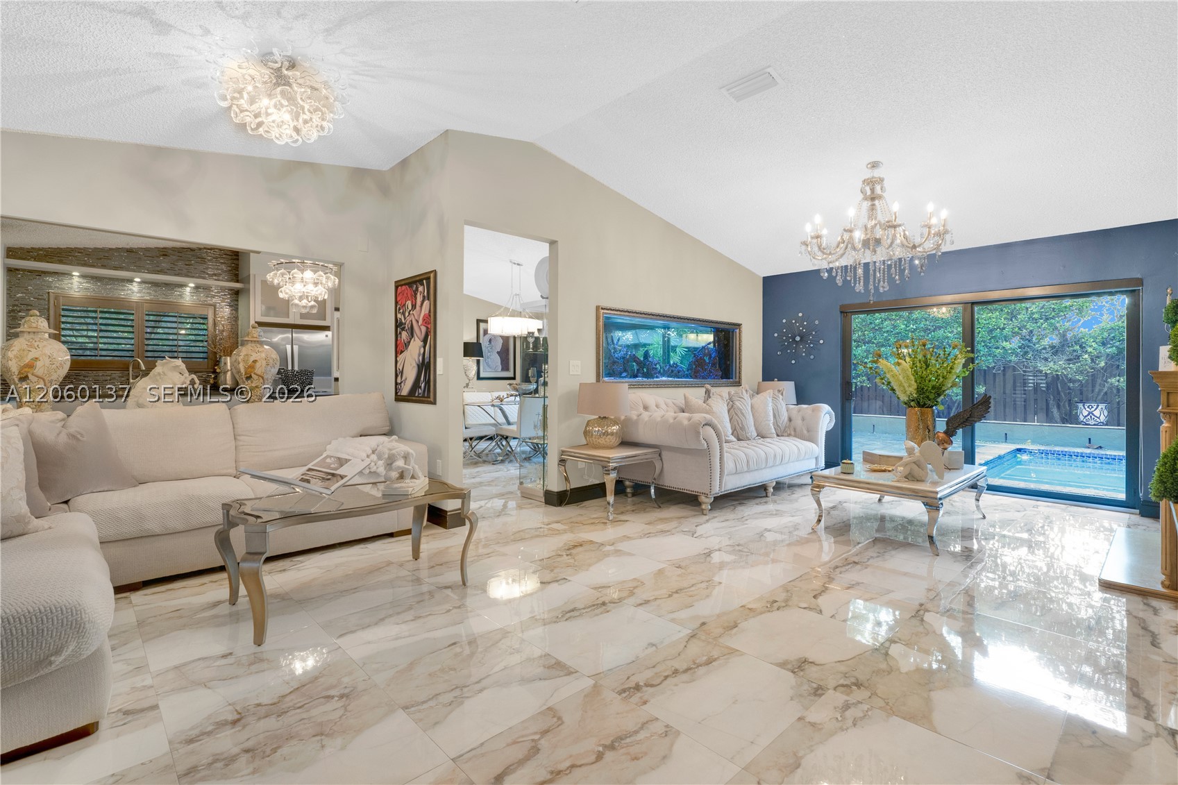MEDITERRANIA - Residential
