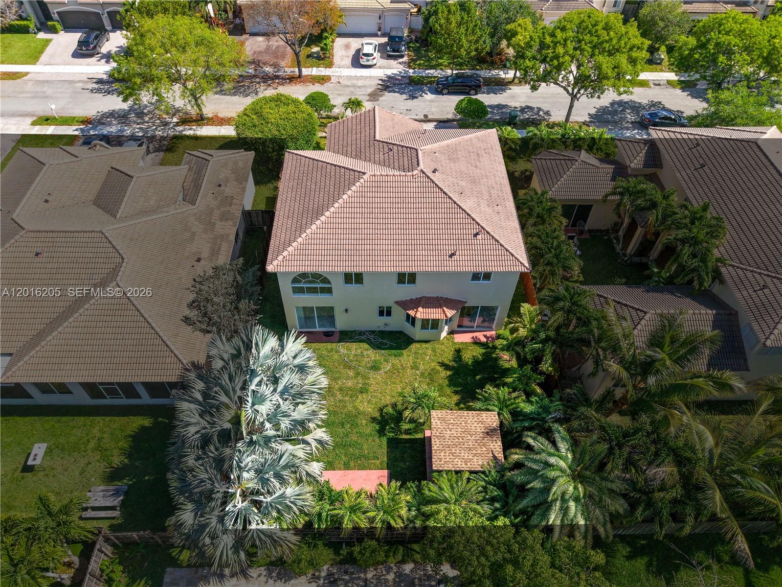 PALM ISLE ESTATES - Residential