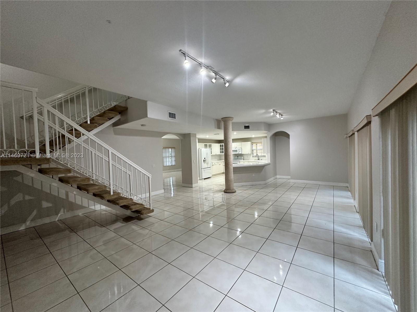 WEST LAKES GARDENS 1ST AD - Residential