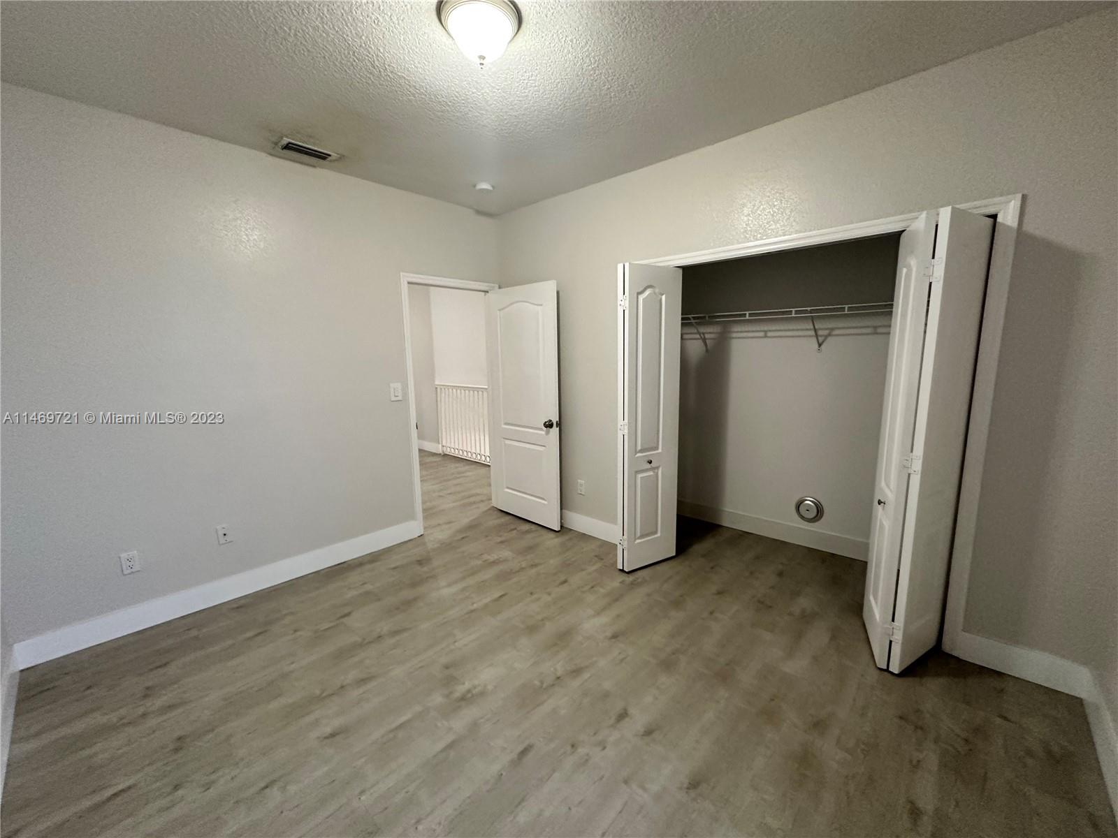 WEST LAKES GARDENS 1ST AD - Residential