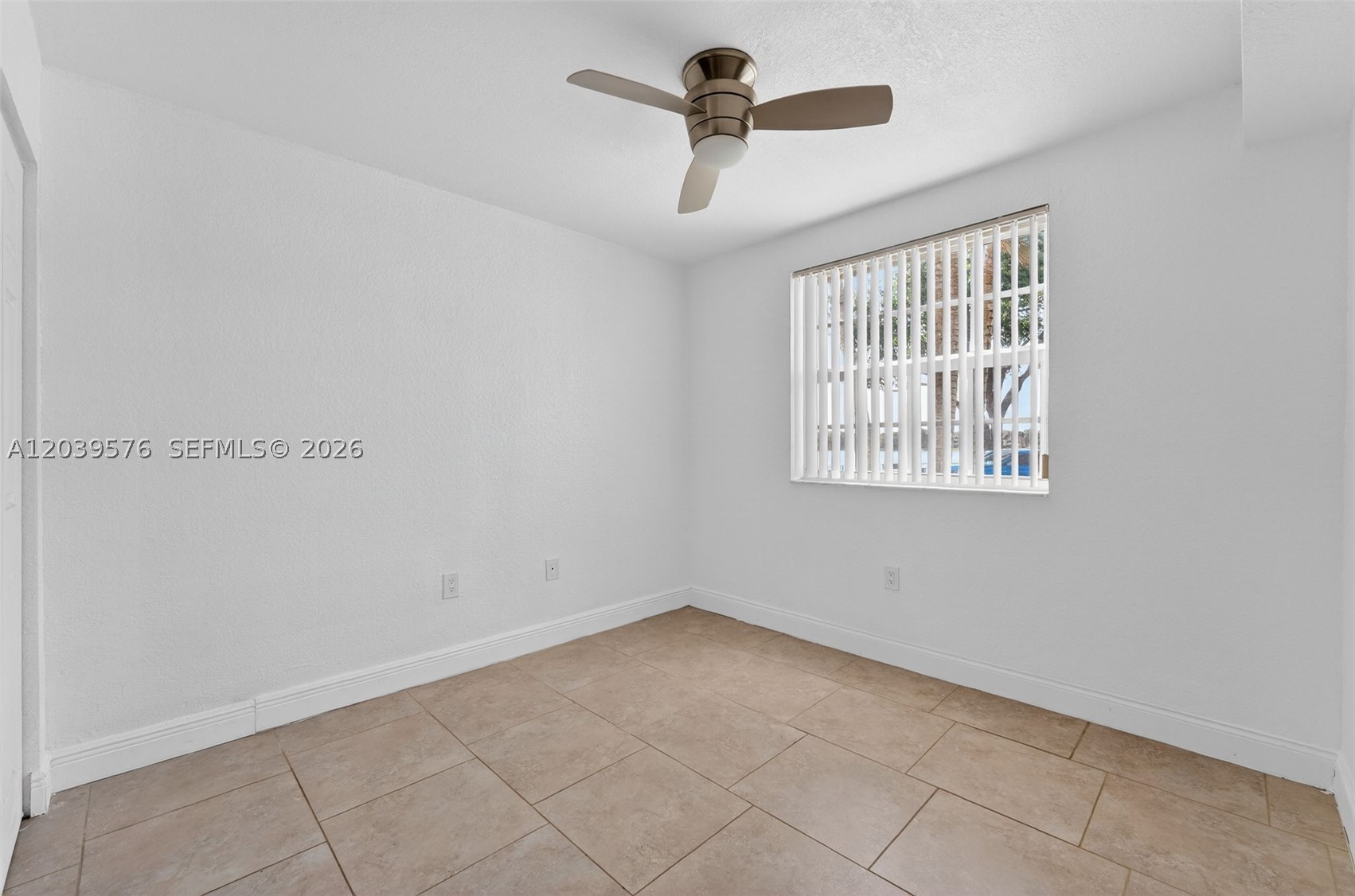 LAKEVIEW CLUB CONDO - Residential