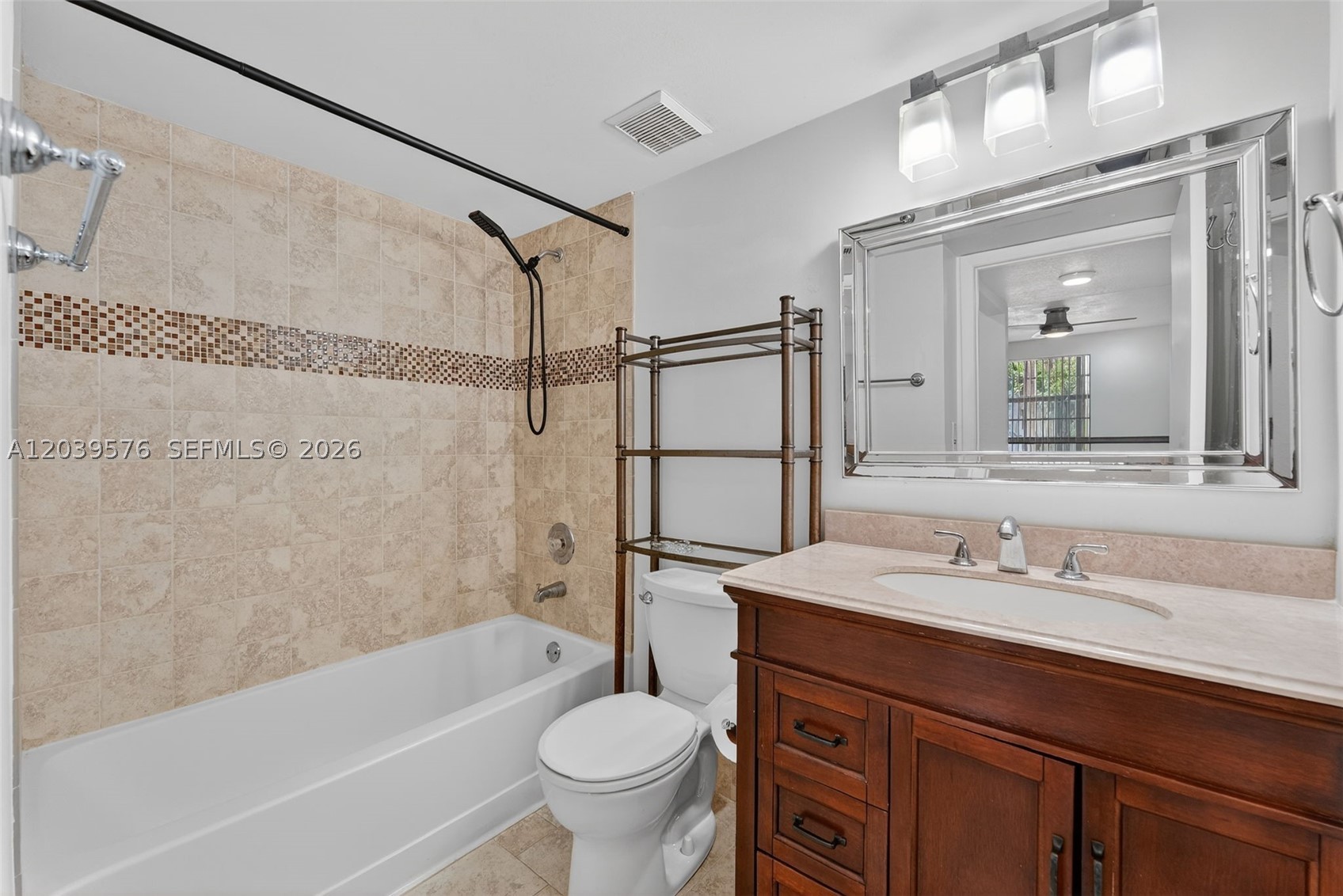 LAKEVIEW CLUB CONDO - Residential