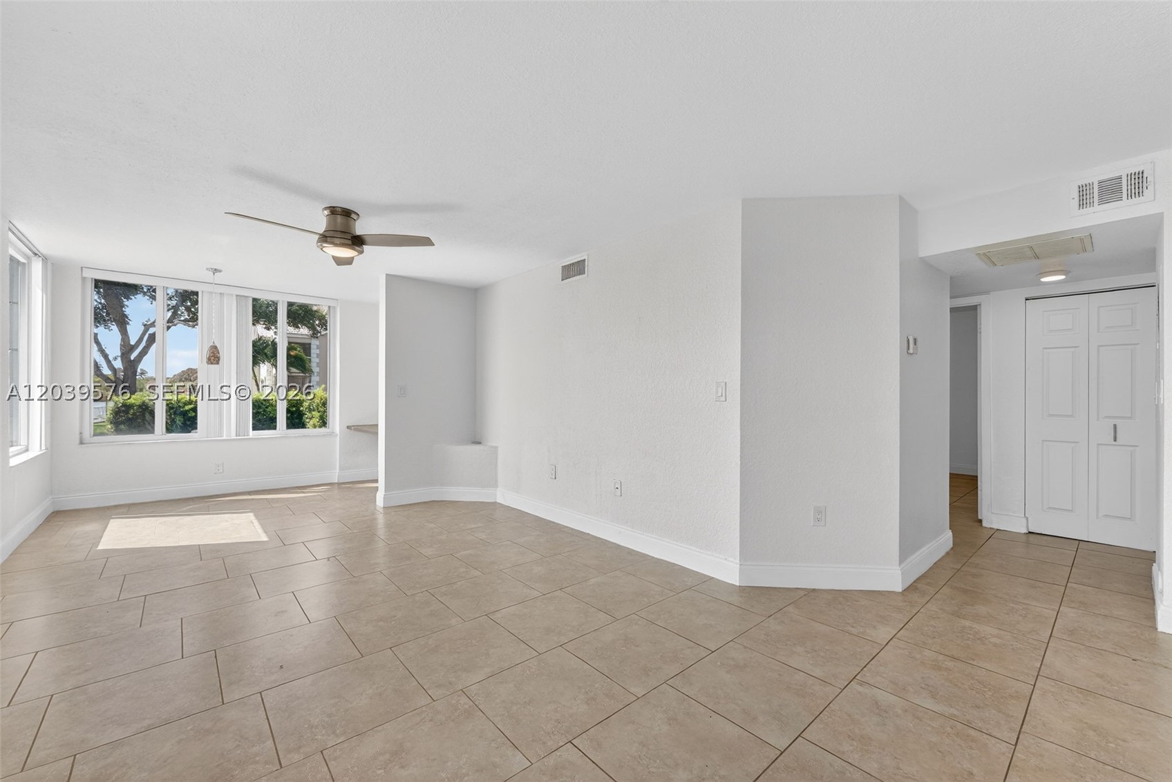 LAKEVIEW CLUB CONDO - Residential