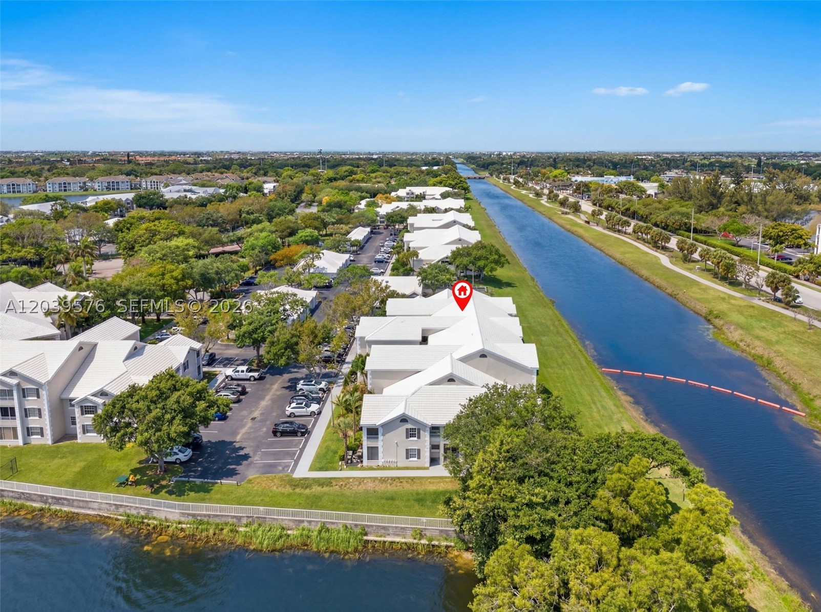 LAKEVIEW CLUB CONDO - Residential