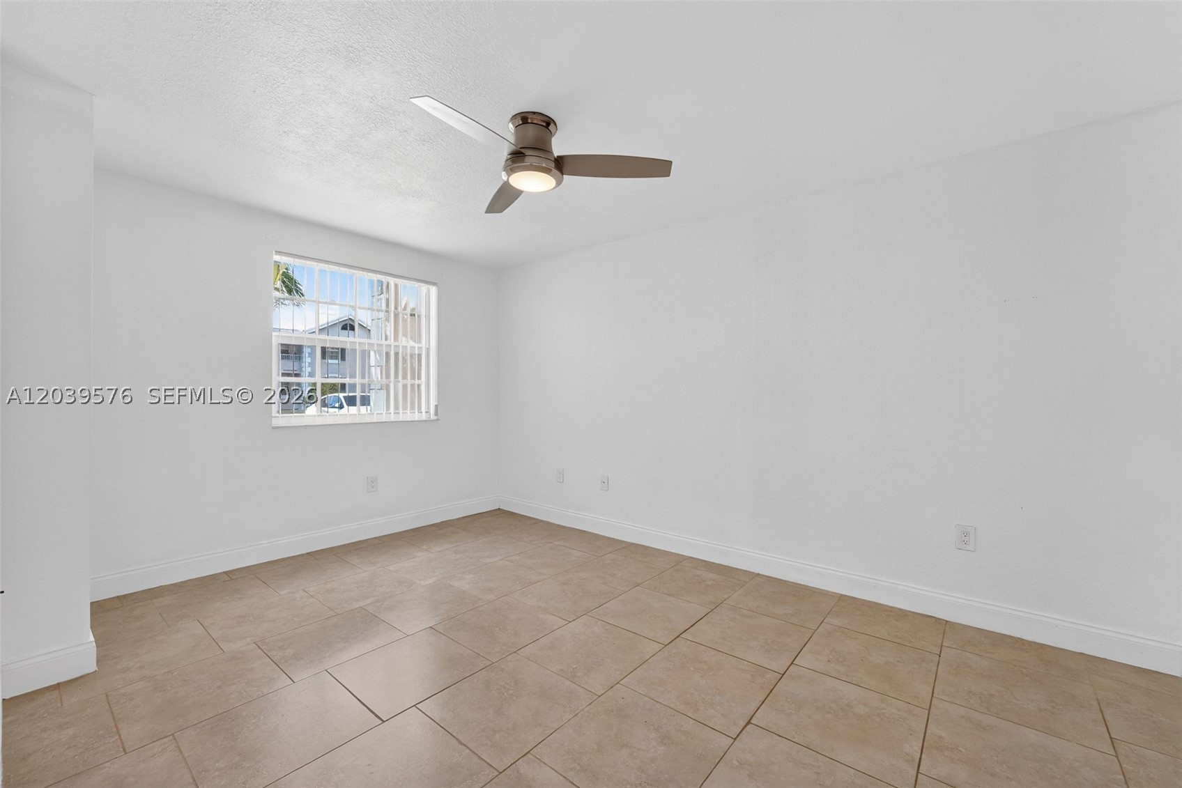 LAKEVIEW CLUB CONDO - Residential