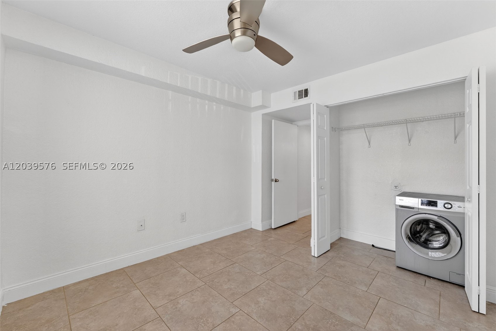LAKEVIEW CLUB CONDO - Residential