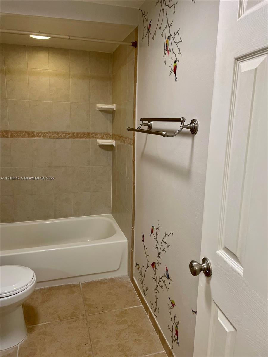 WIMBLEDON AT JACARANDA CO - Residential Lease
