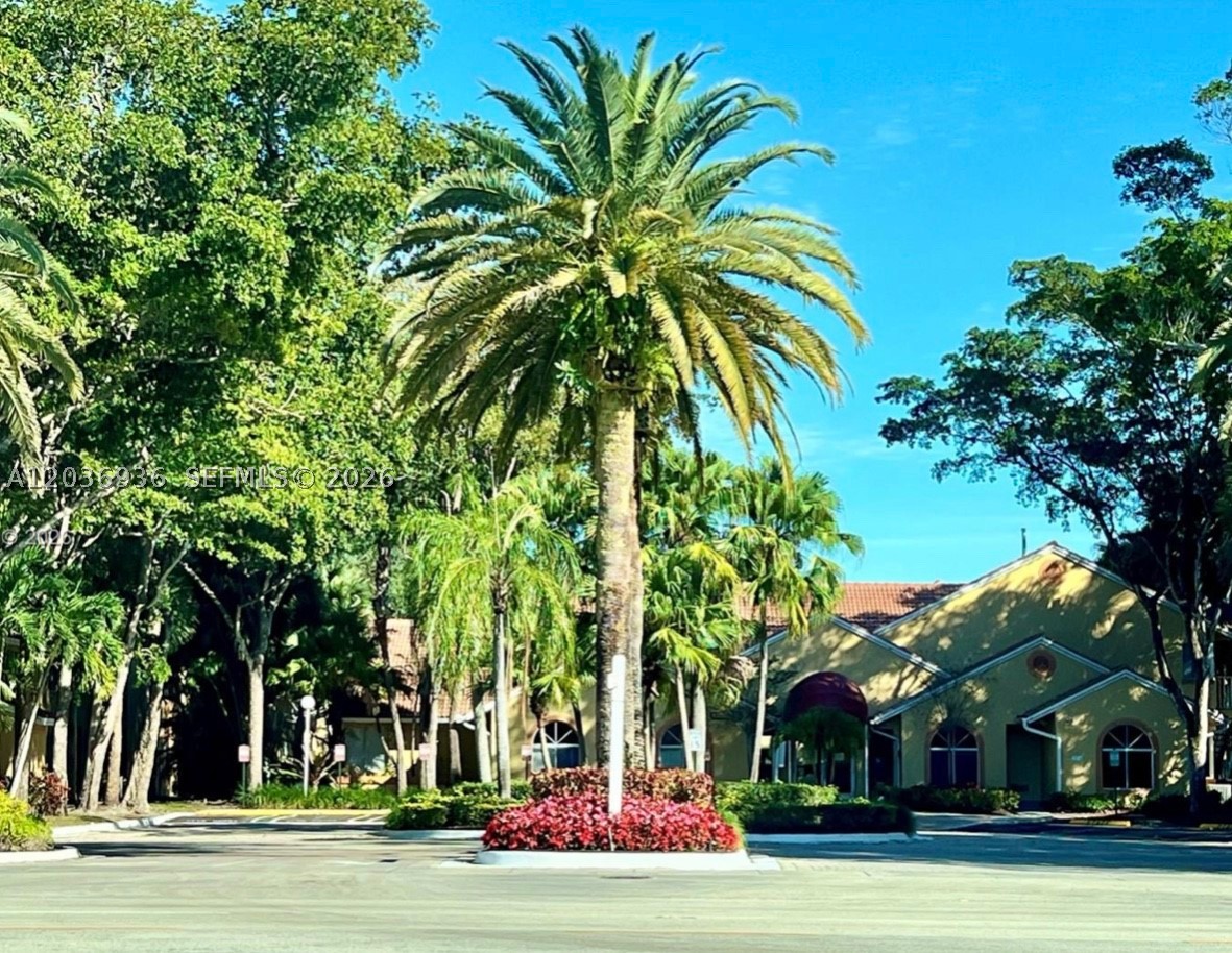 NAPOLI GARDENS AT CORAL S - Residential Lease