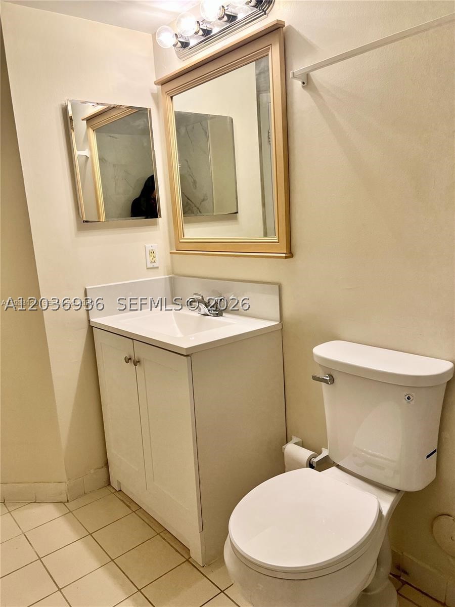 NAPOLI GARDENS AT CORAL S - Residential Lease