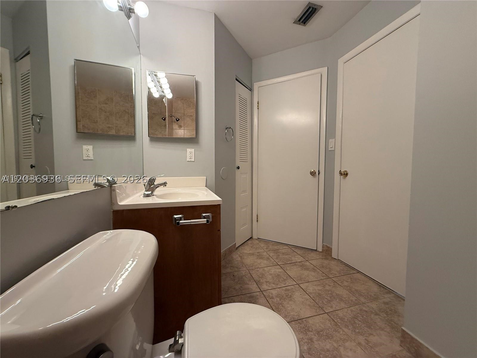 NAPOLI GARDENS AT CORAL S - Residential Lease