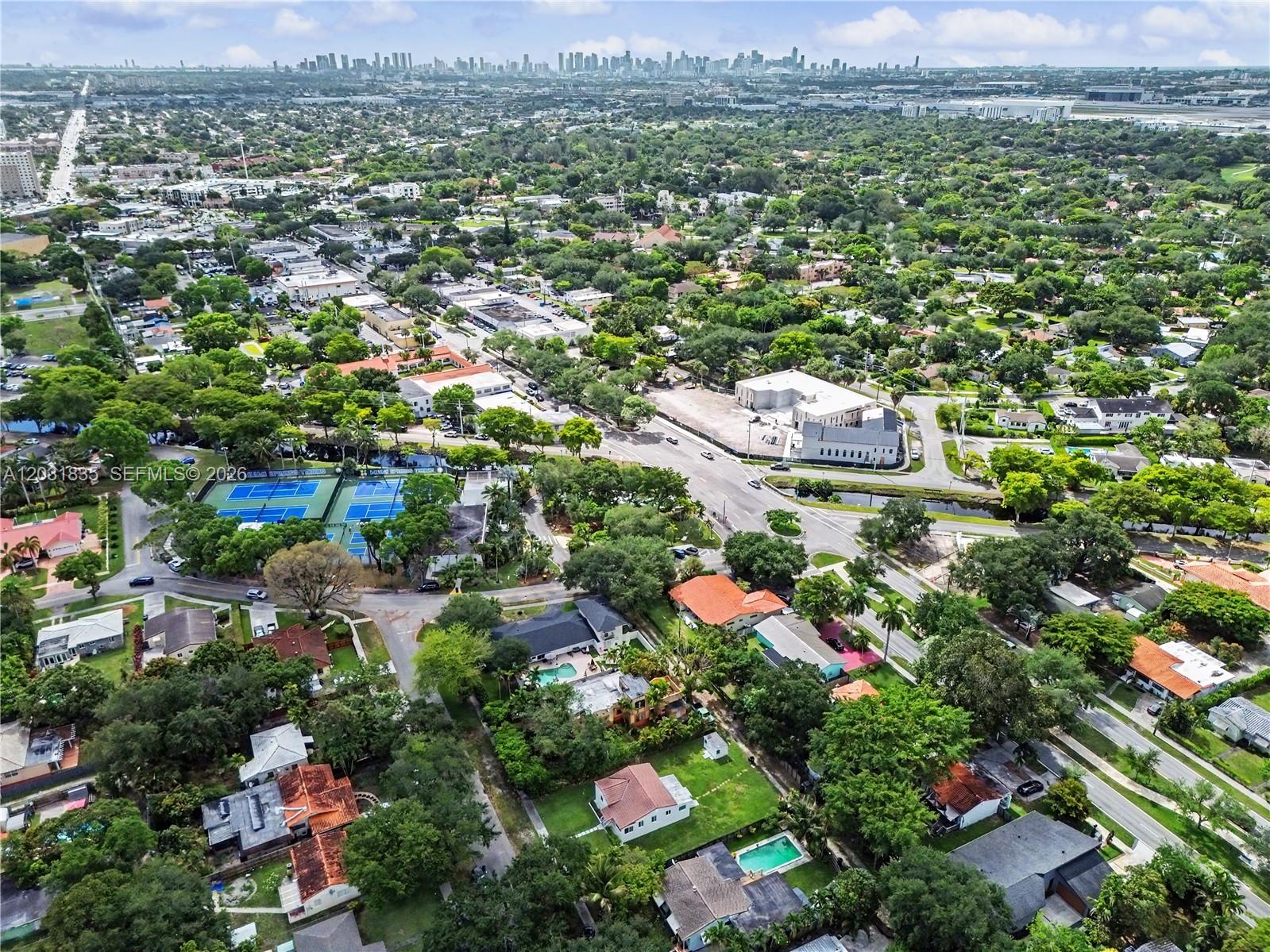 CINEMA PARK COUNTRY CLUB - Residential Lease