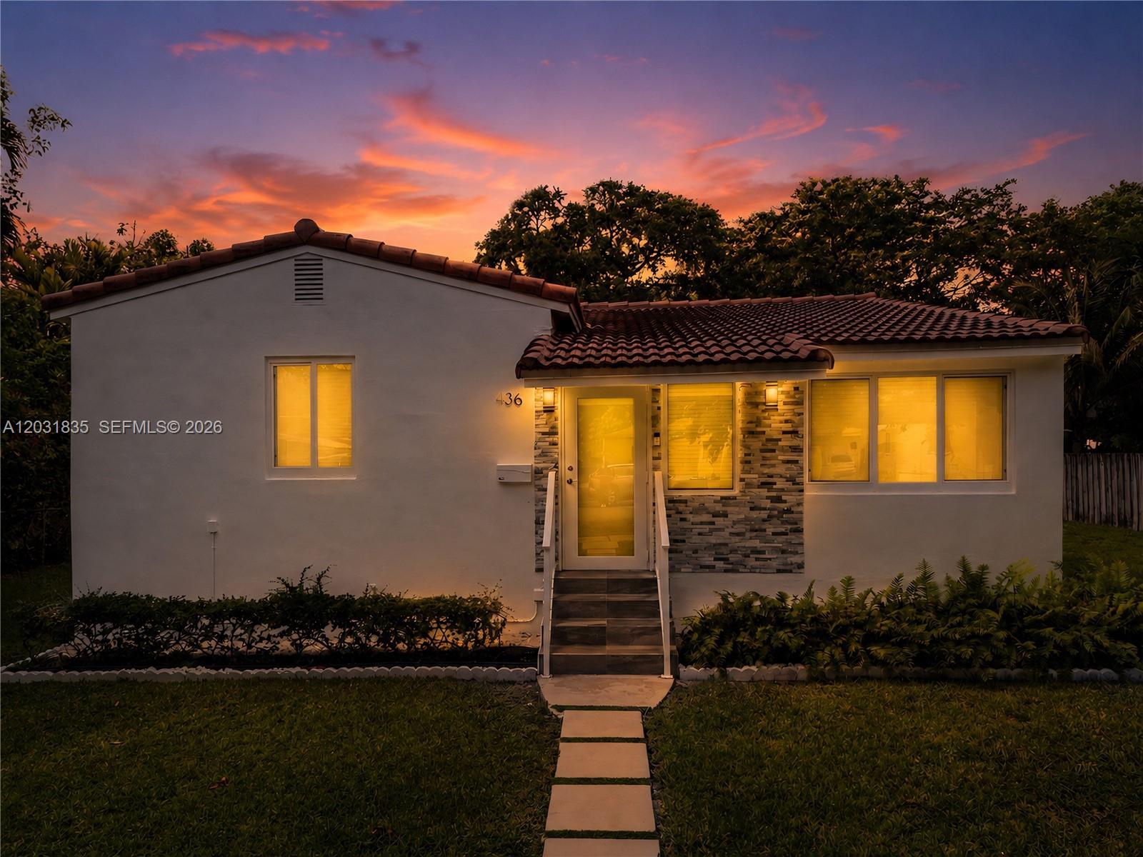 CINEMA PARK COUNTRY CLUB - Residential Lease