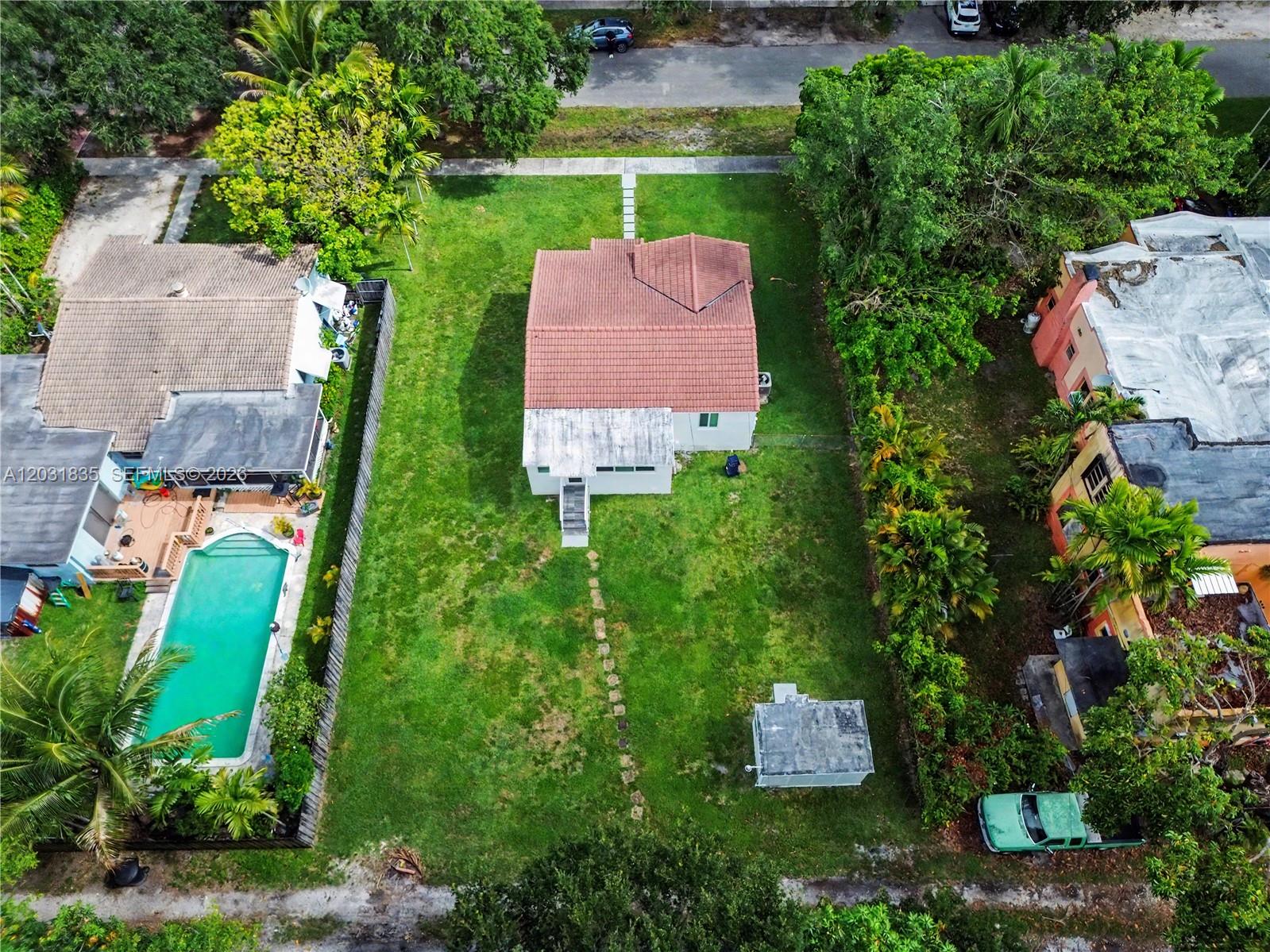 CINEMA PARK COUNTRY CLUB - Residential Lease
