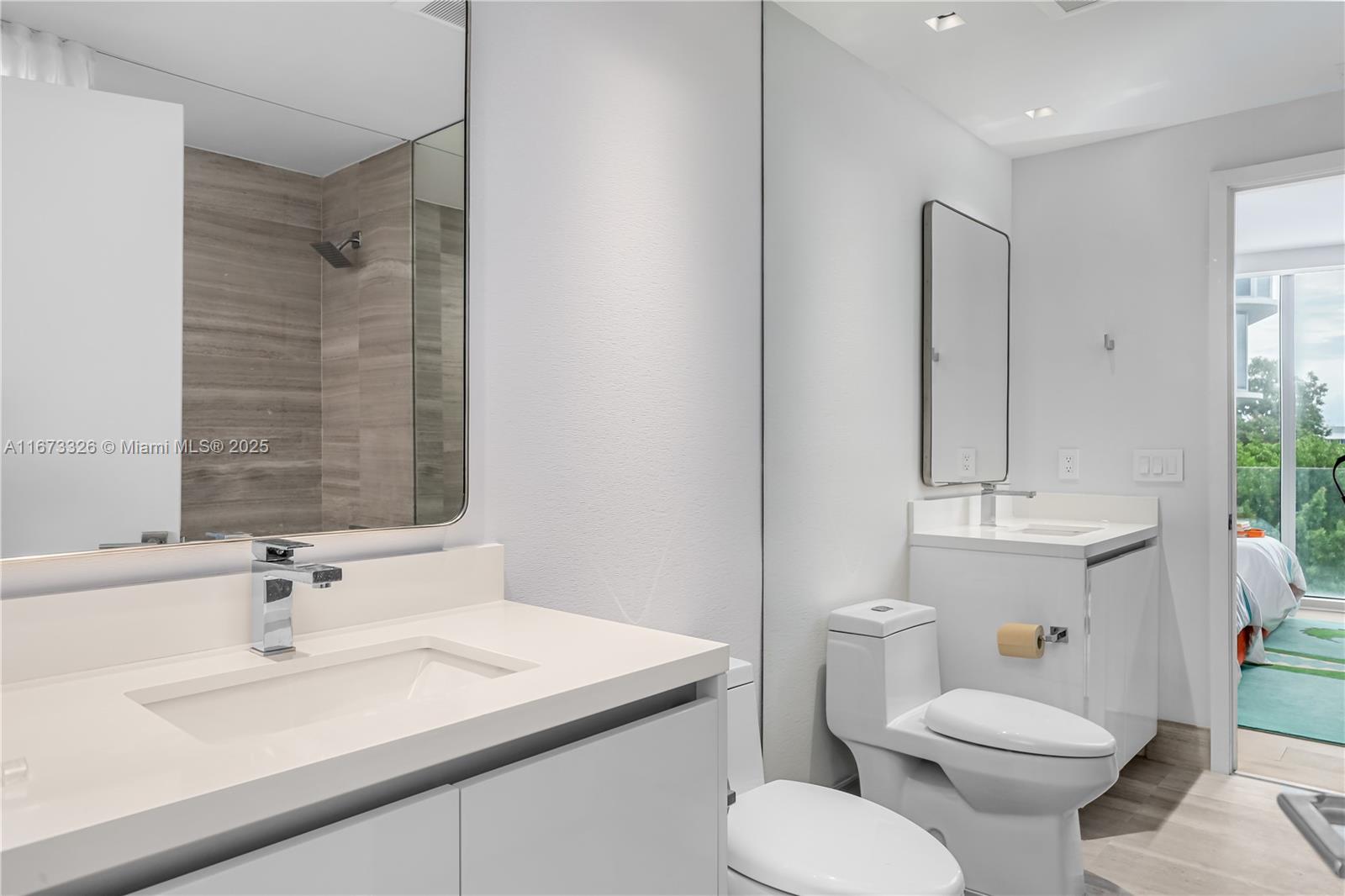 ONE OCEAN CONDO - Residential