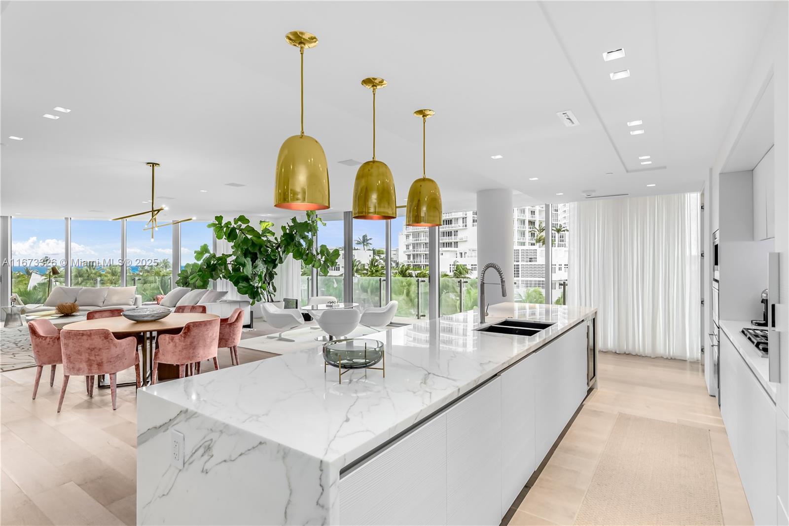 ONE OCEAN CONDO - Residential