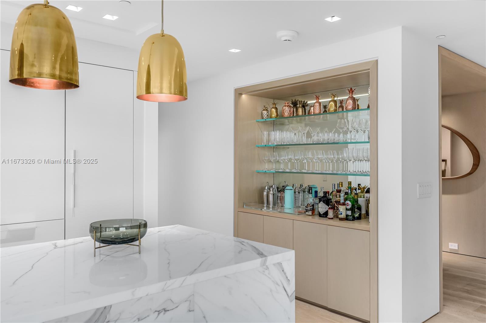 ONE OCEAN CONDO - Residential