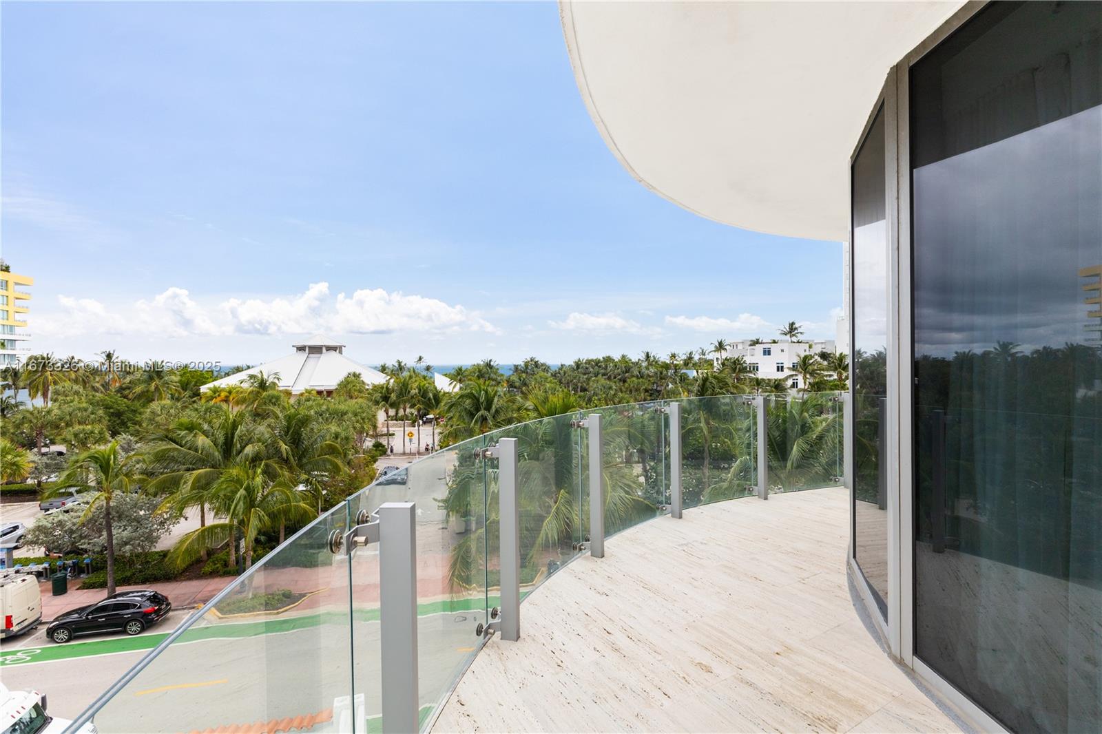 ONE OCEAN CONDO - Residential