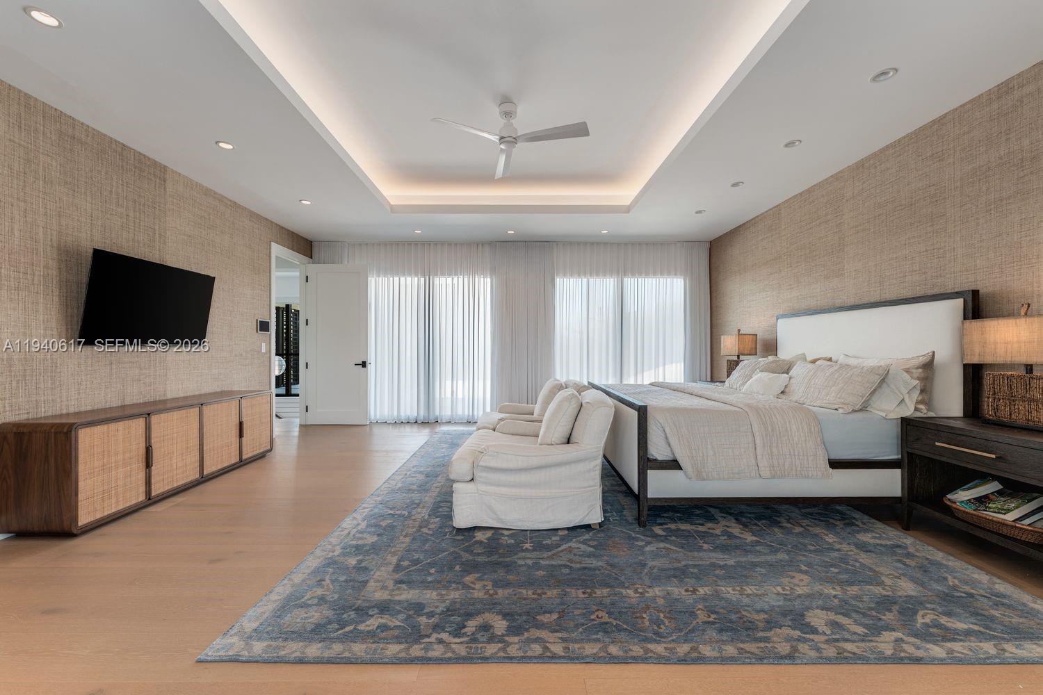 SUNRISE HARBOUR REV PL - Residential