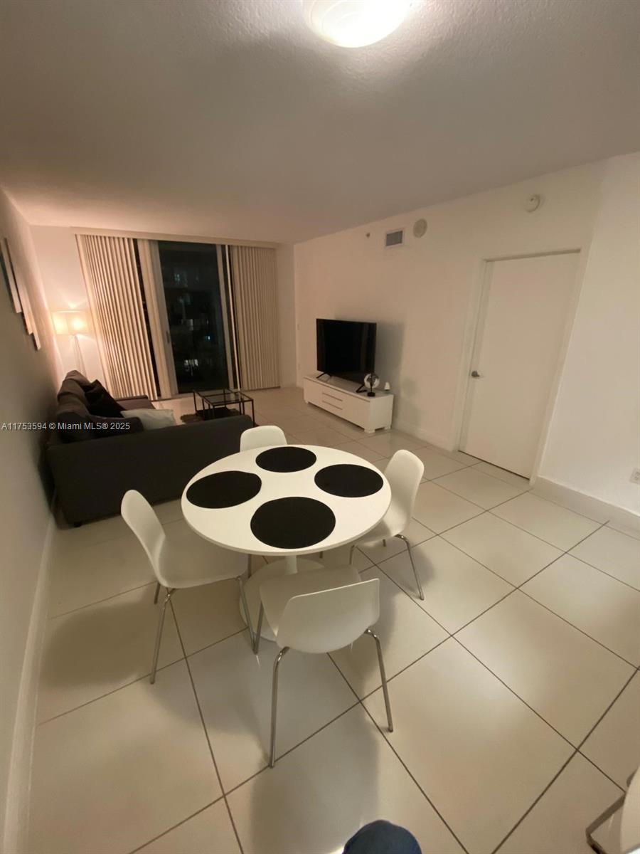 OPERA TOWER CONDO - Residential