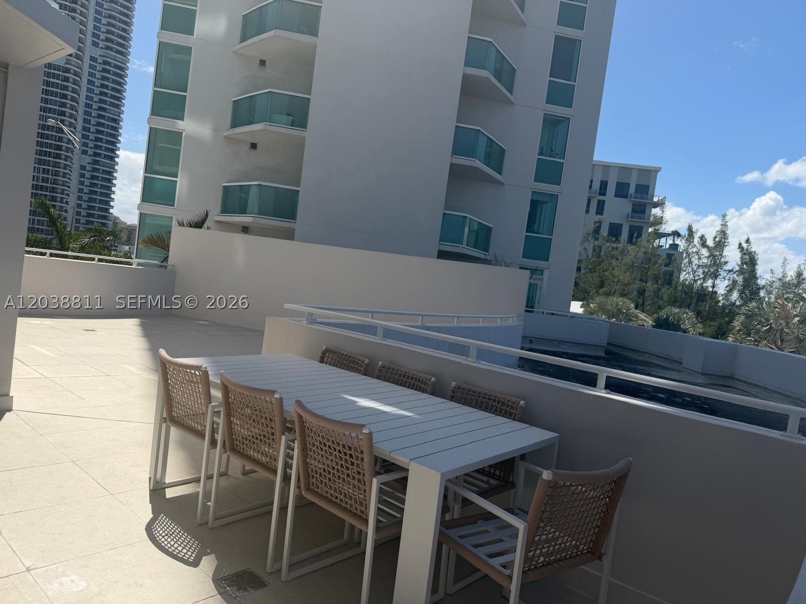 THE PARC AT TURNBERRY ISL - Residential Lease