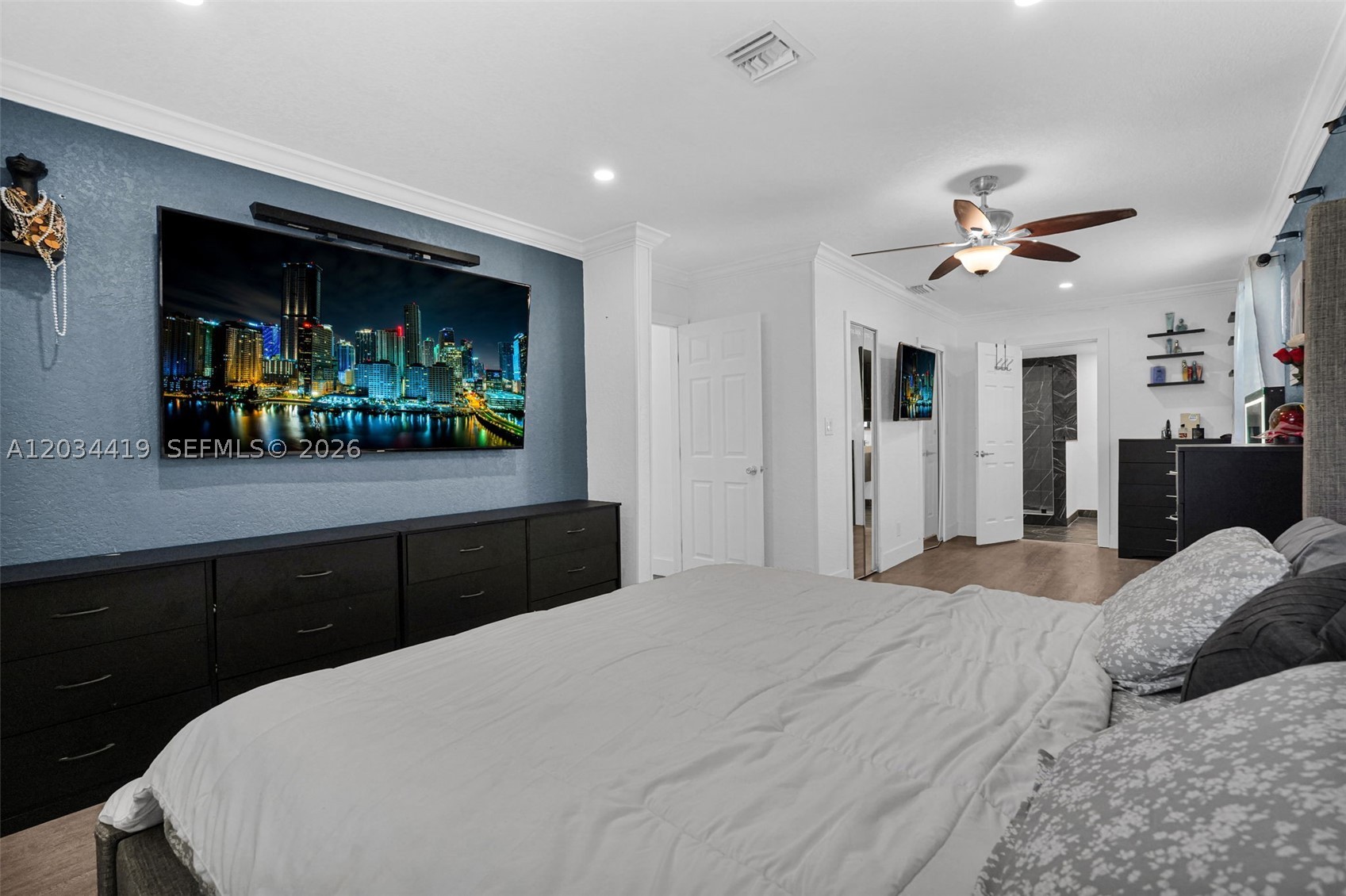 LAUDERDALE LAKES WEST GAT - Residential