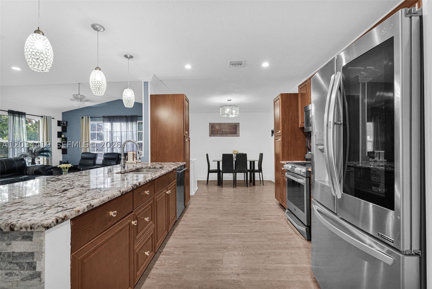 LAUDERDALE LAKES WEST GAT - Residential
