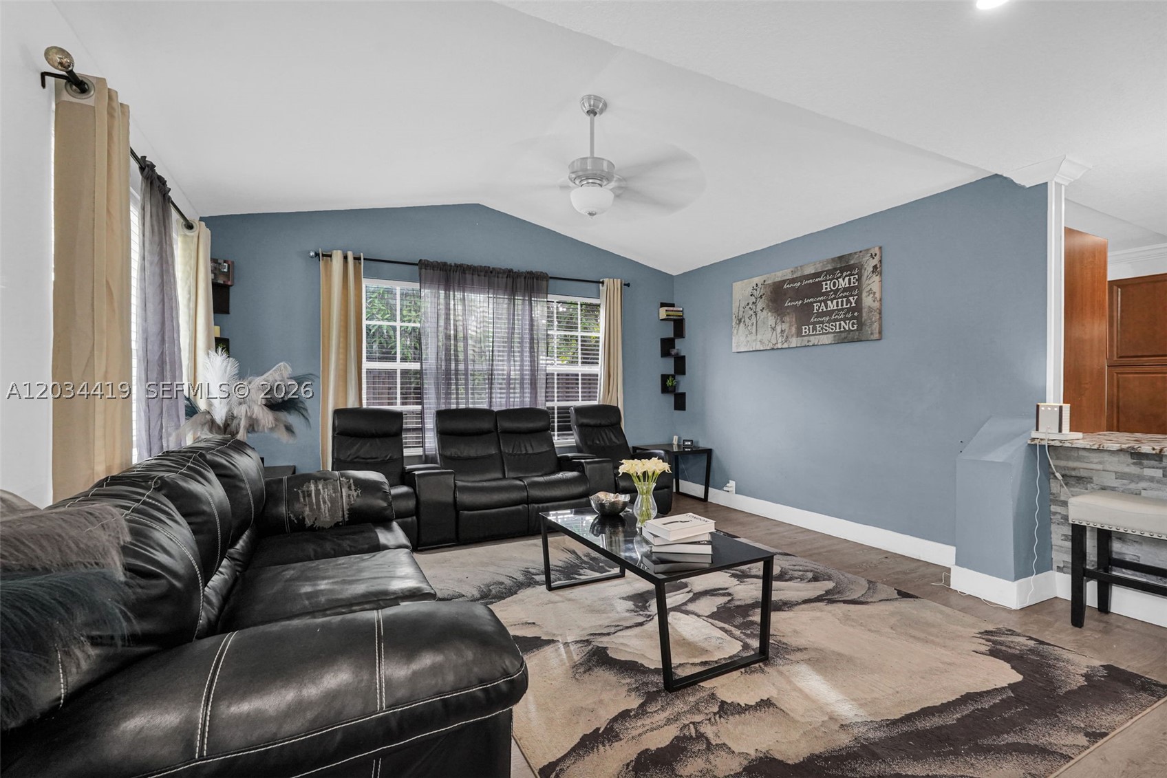 LAUDERDALE LAKES WEST GAT - Residential