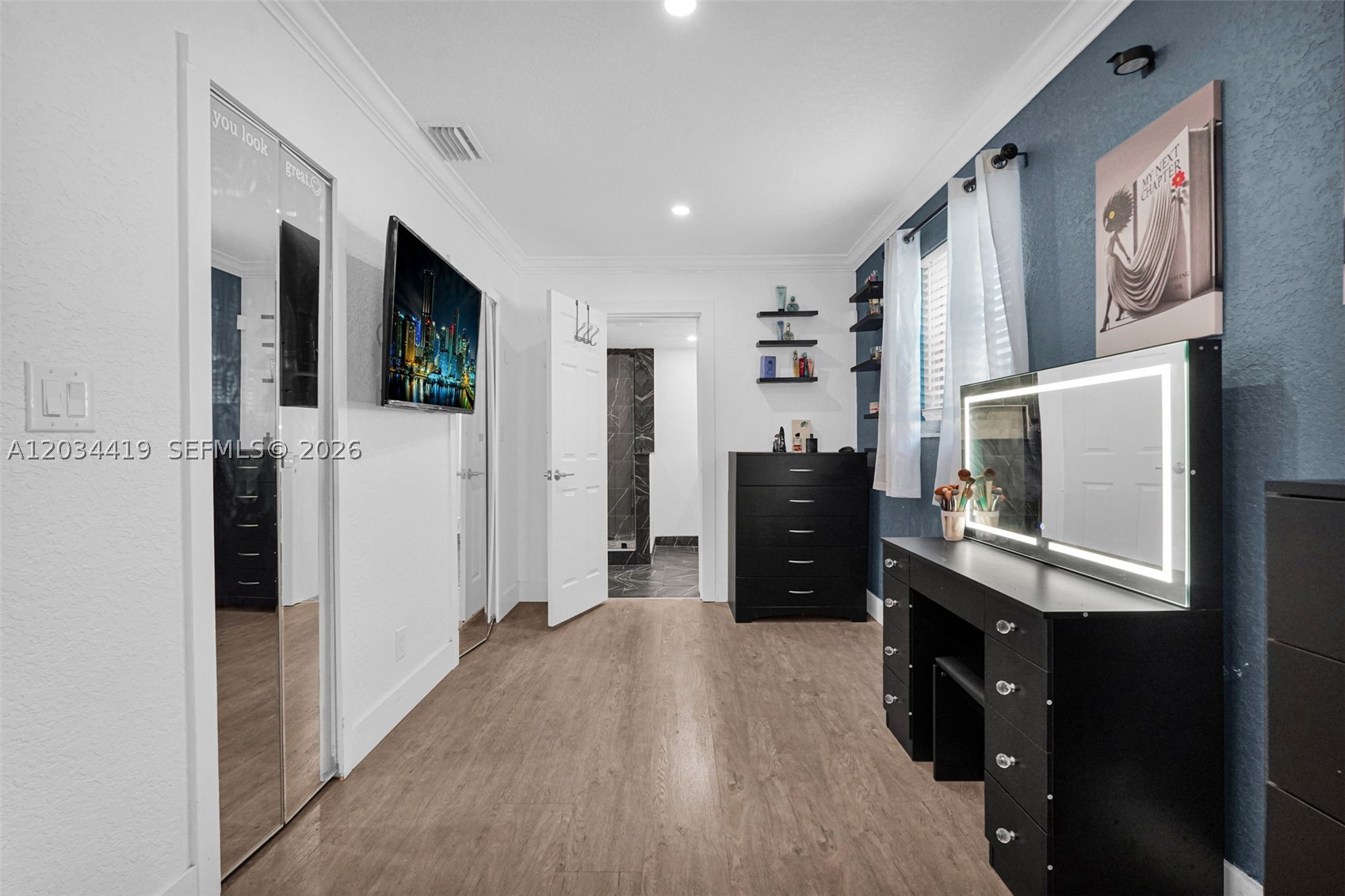LAUDERDALE LAKES WEST GAT - Residential