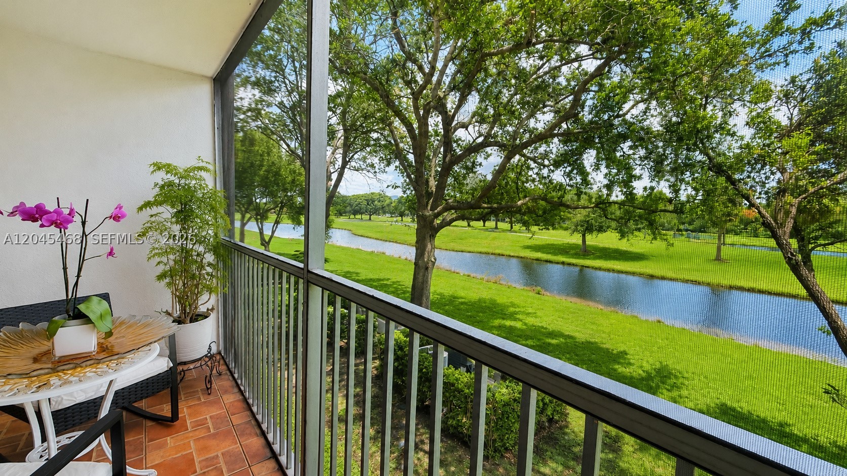 CAMBRIDGE AT CENTURY VILL - Residential
