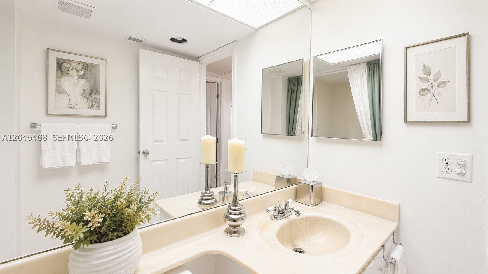 CAMBRIDGE AT CENTURY VILL - Residential