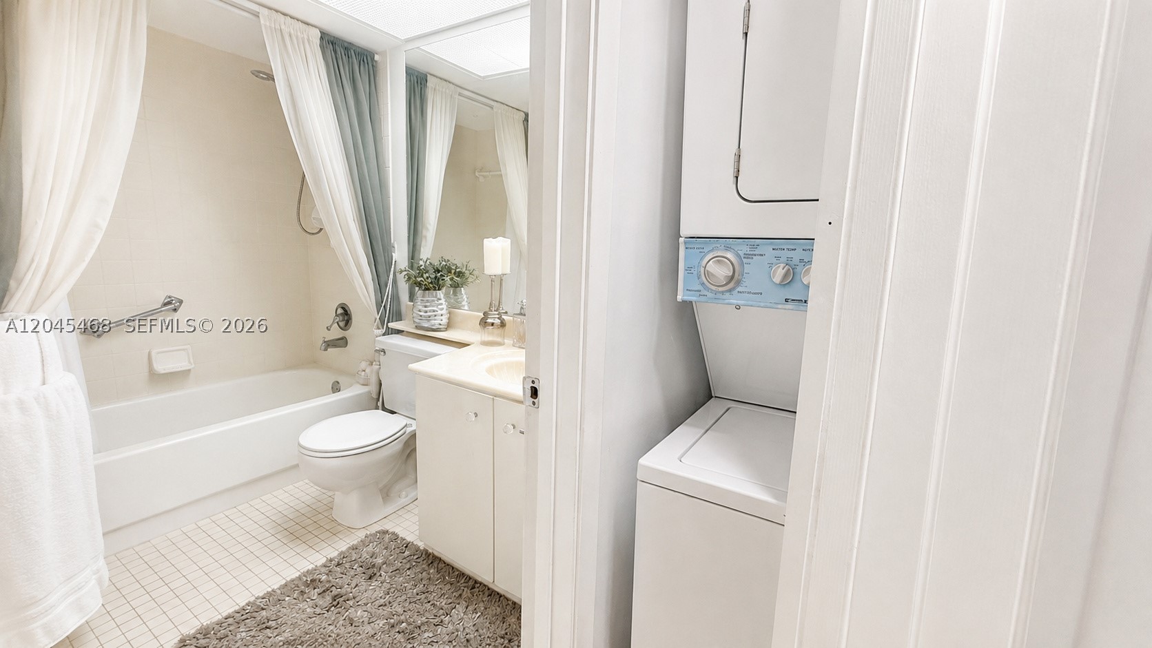 CAMBRIDGE AT CENTURY VILL - Residential