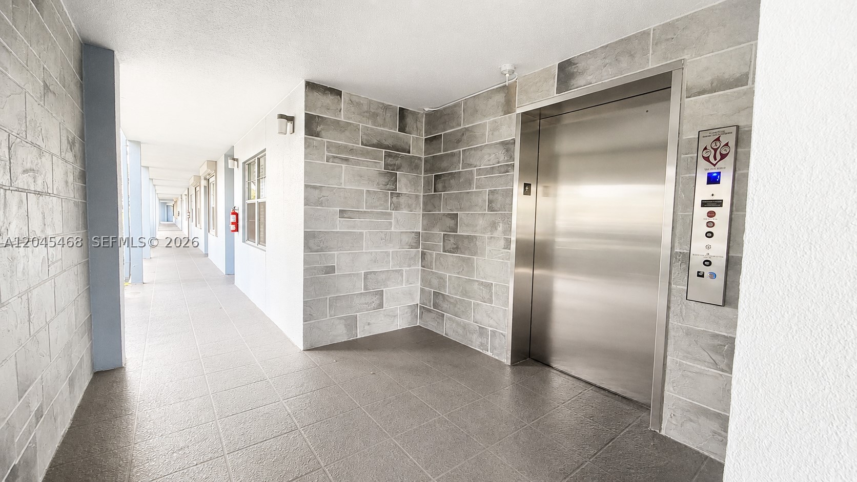 CAMBRIDGE AT CENTURY VILL - Residential
