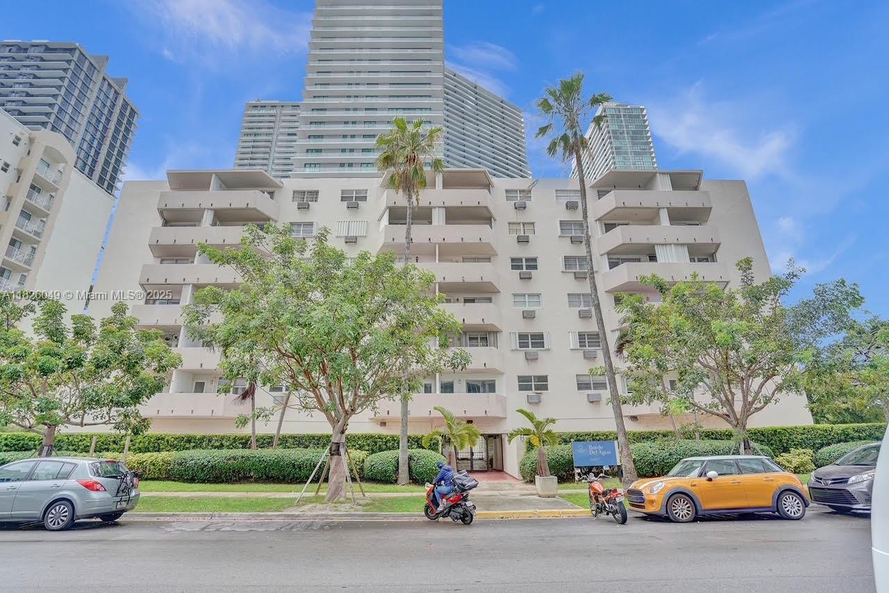 BAYSIDE TERRACE CONDO - Residential Lease