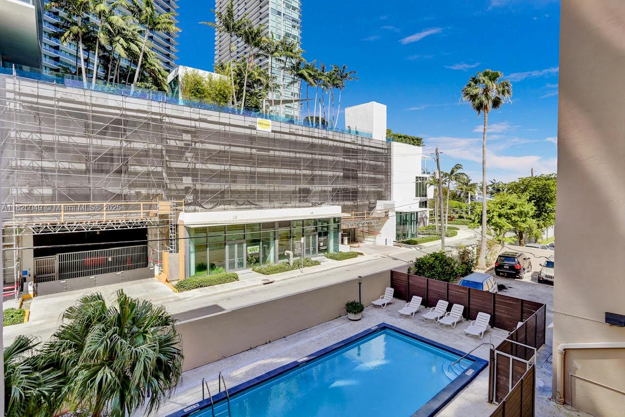 BAYSIDE TERRACE CONDO - Residential Lease