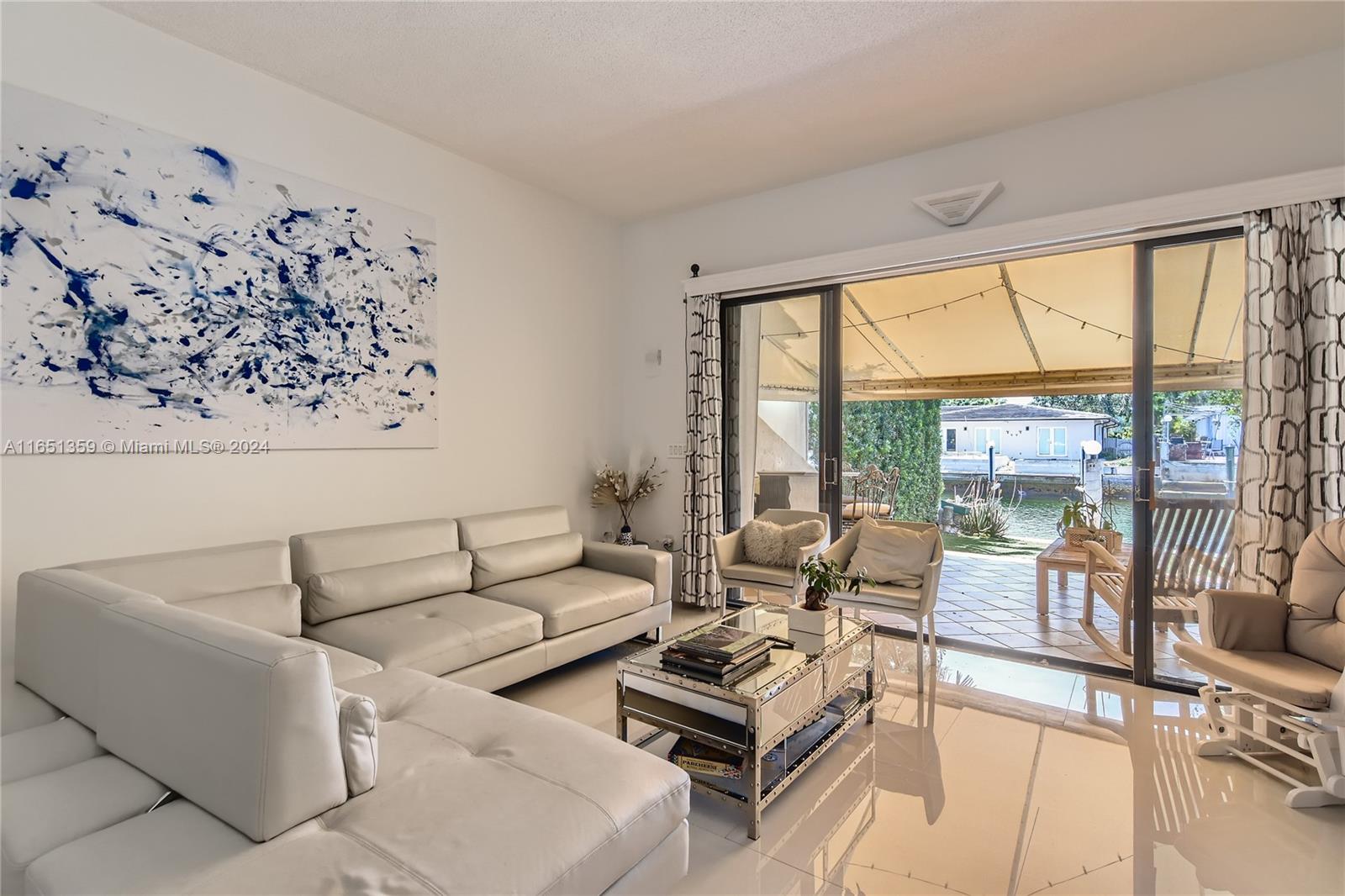 HARBOUR CLUB VILLAS CONDO - Residential Lease