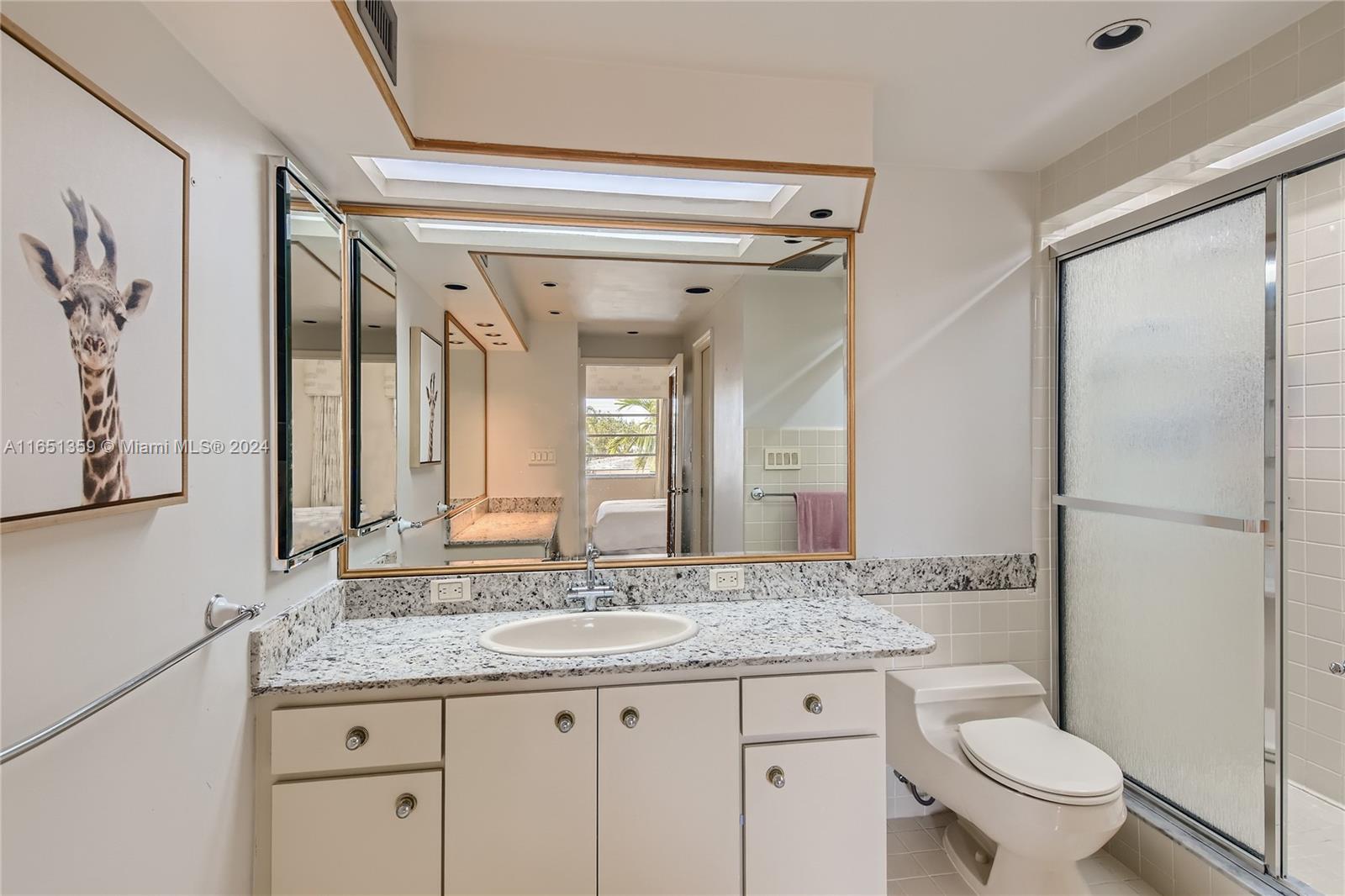 HARBOUR CLUB VILLAS CONDO - Residential Lease