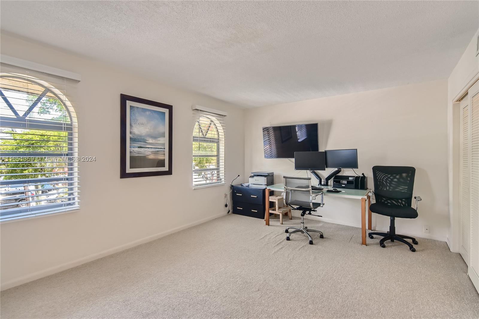 HARBOUR CLUB VILLAS CONDO - Residential Lease