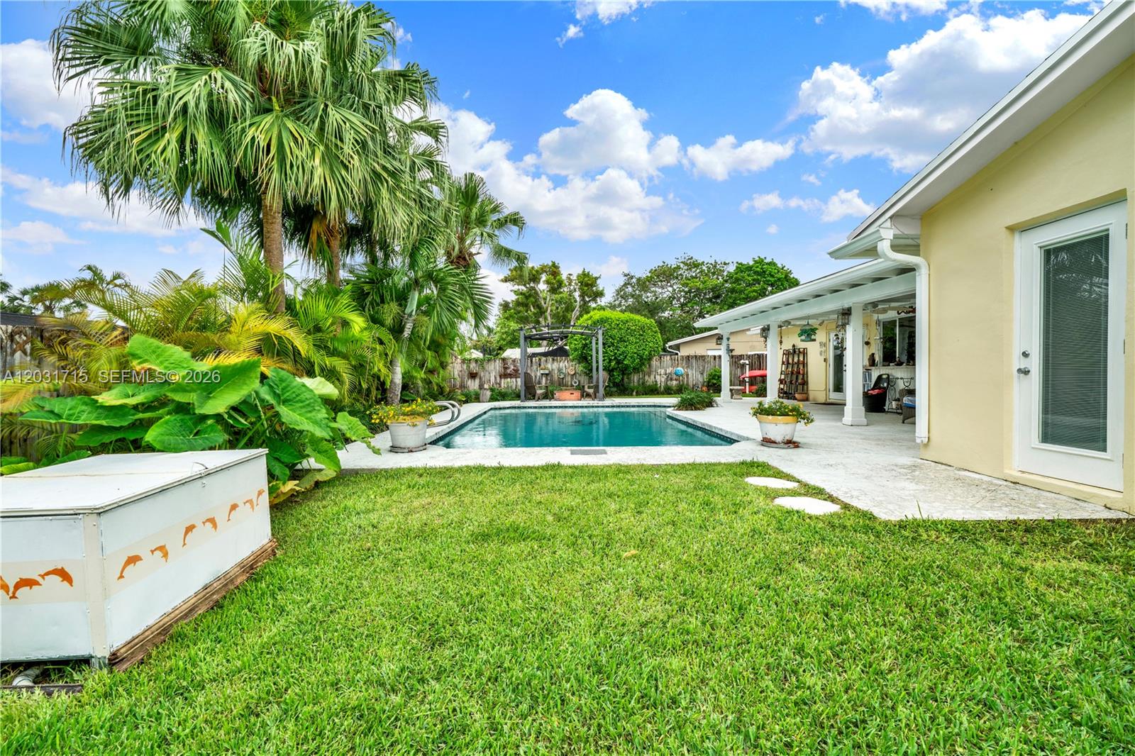 BEL AIRE - Residential