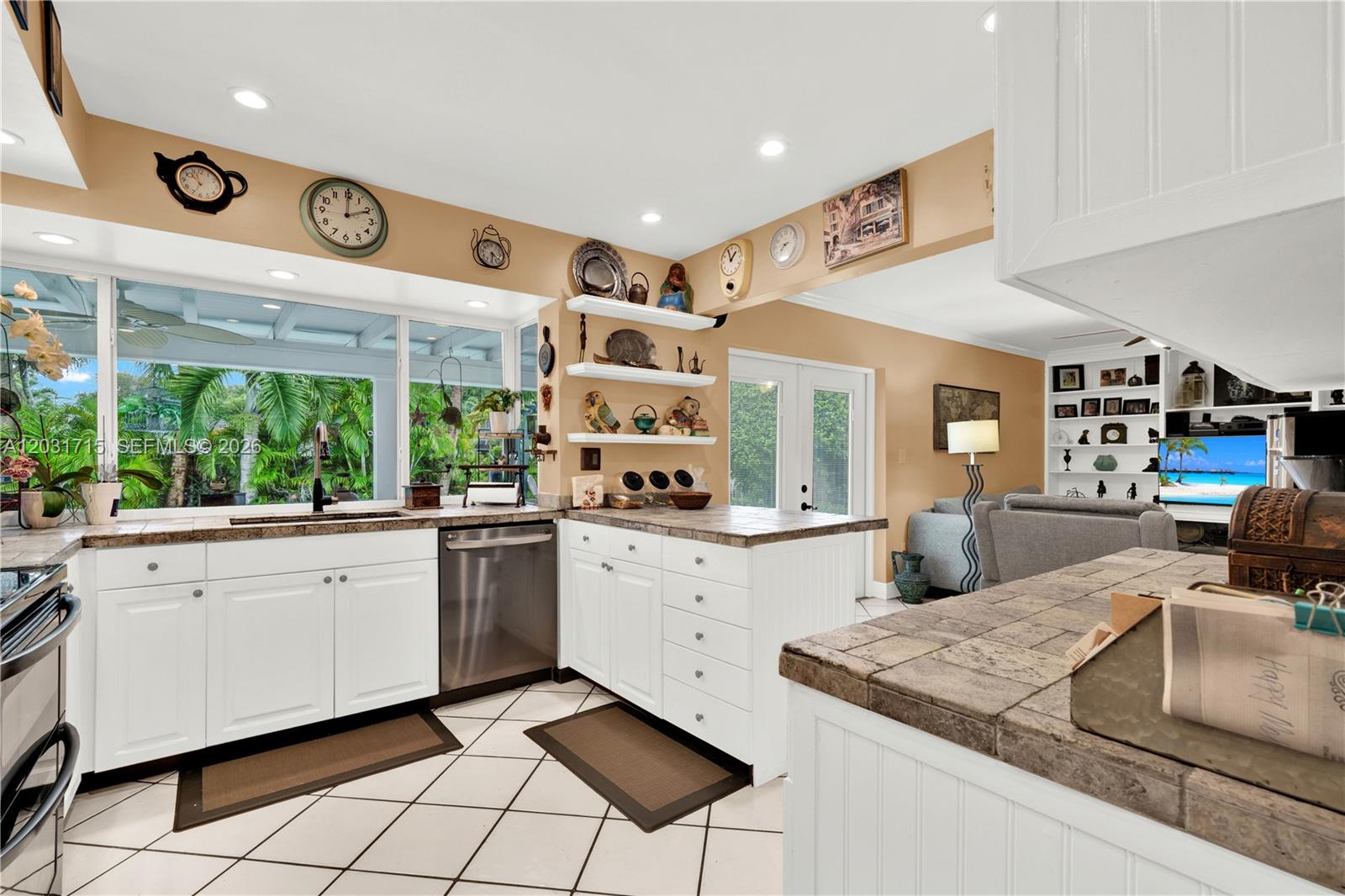 BEL AIRE - Residential