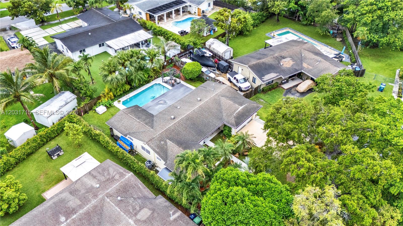 BEL AIRE - Residential